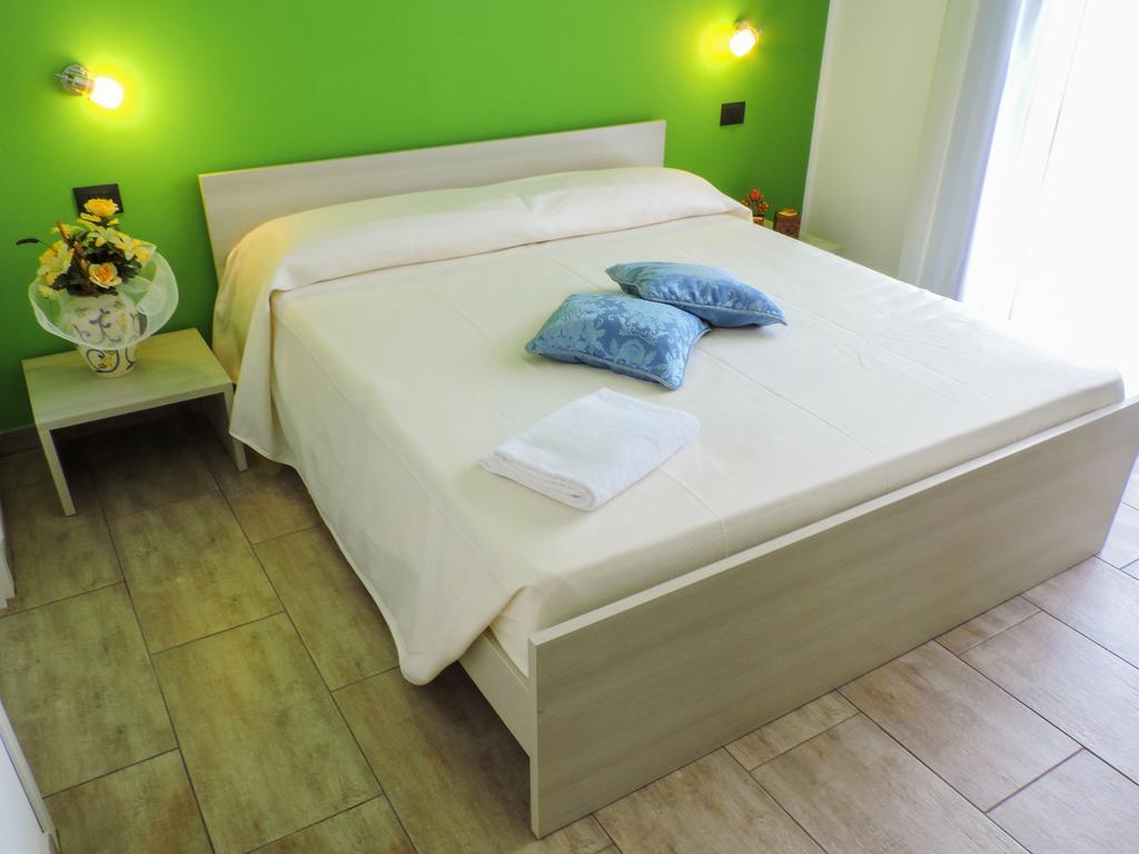 Residence Villa Eva Syracuse Habitación foto