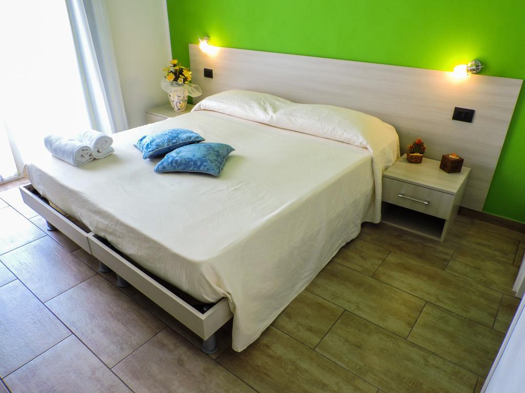 Residence Villa Eva Syracuse Habitación foto